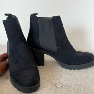 Chelsea Boot